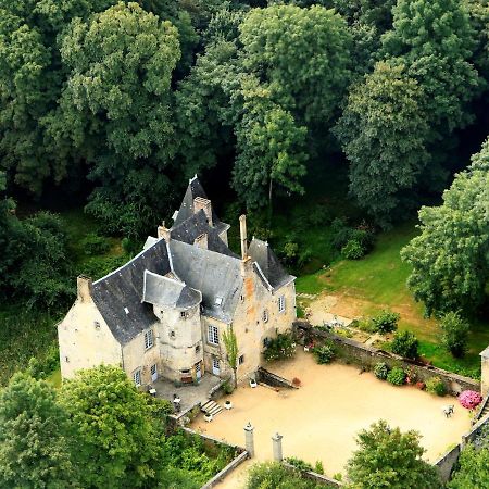 Hotel Manoir de Rouessé Laval  Esterno foto