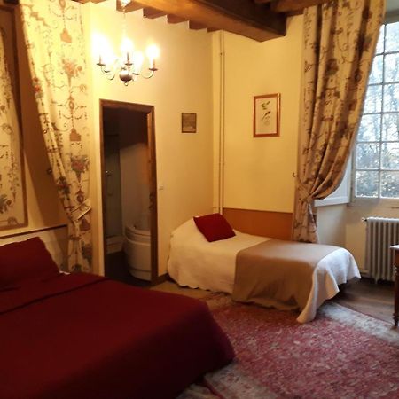 Hotel Manoir de Rouessé Laval  Esterno foto
